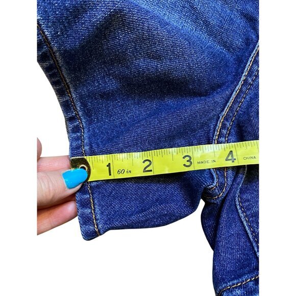 Levis High-Waisted Mom Shorts Size 34 Dark Blue Denim‎ NWT - Picture 7 of 7